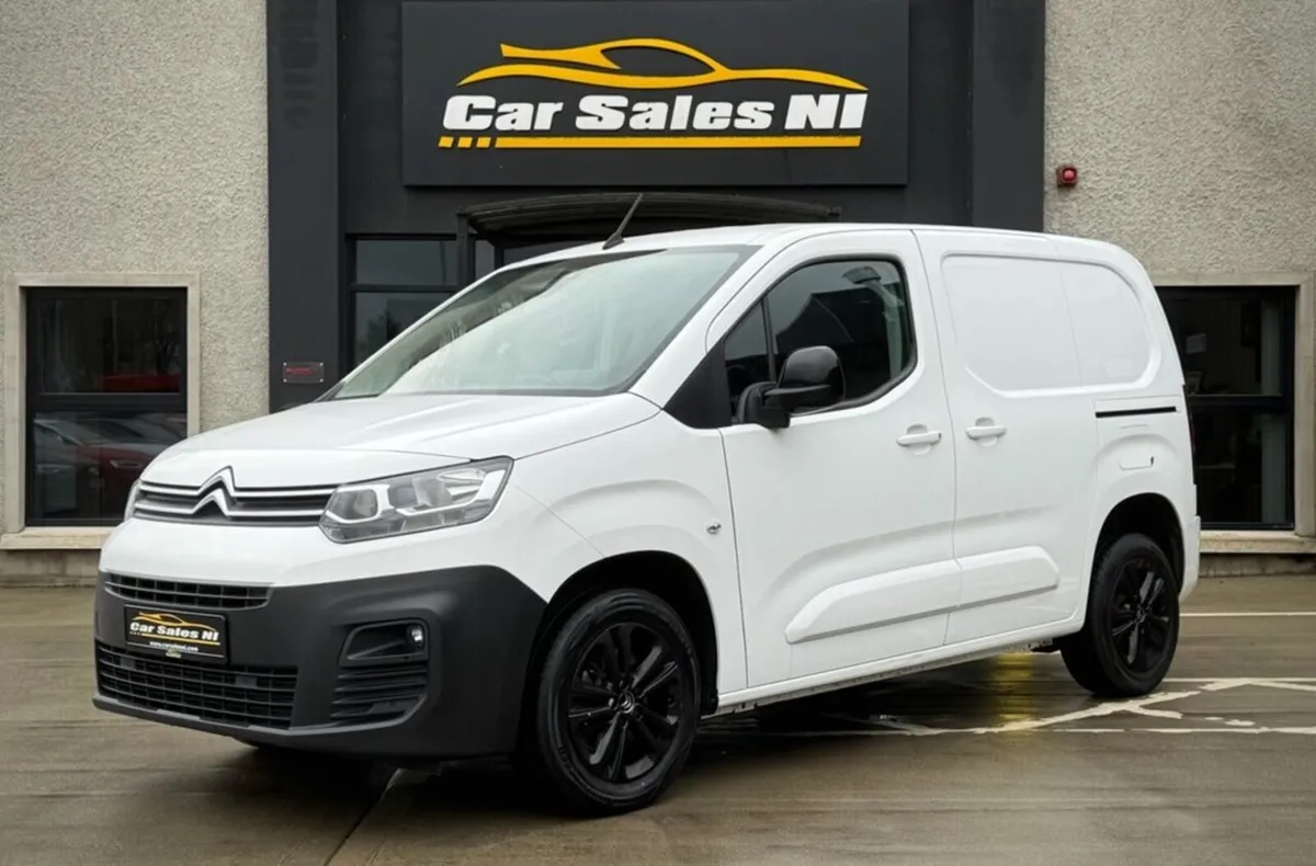 1.5 BlueHDi 1000 Driver M Pro Panel Van 5dr Diesel - Image 2