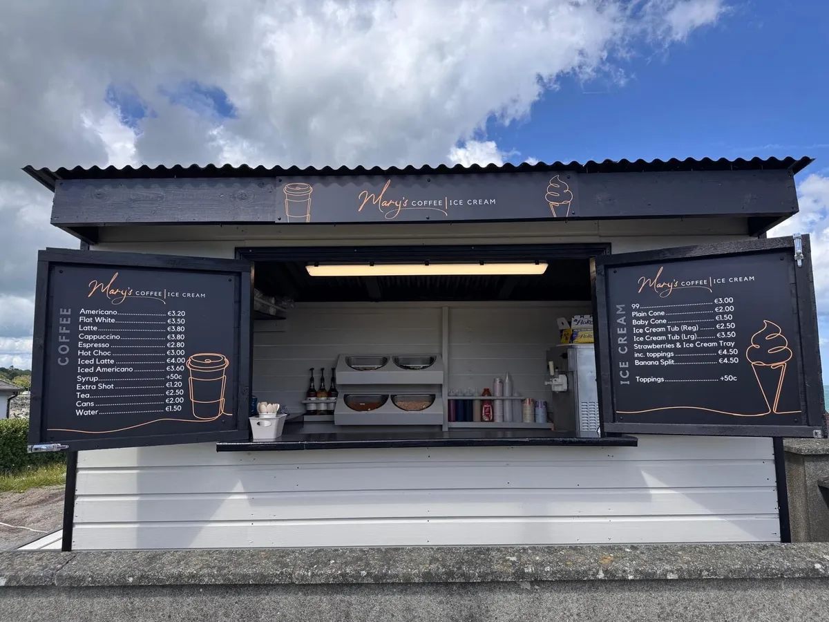 Mobile catering coffee & ice cream trailer - Image 1