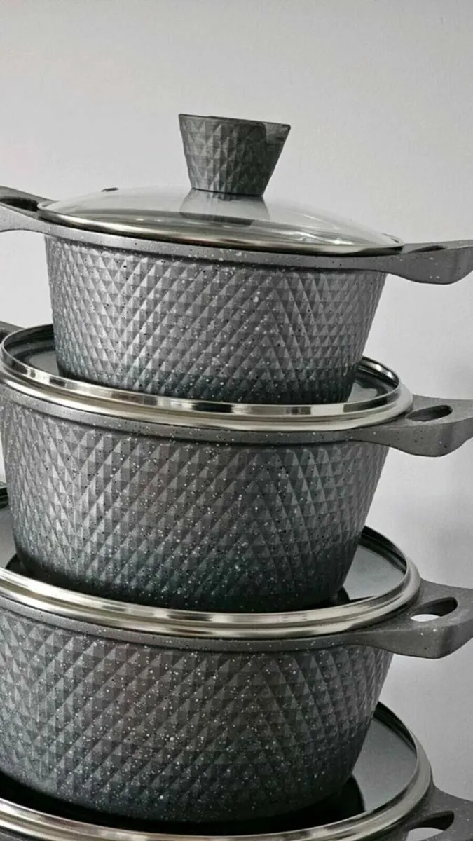 Cookware pots marble - Image 1