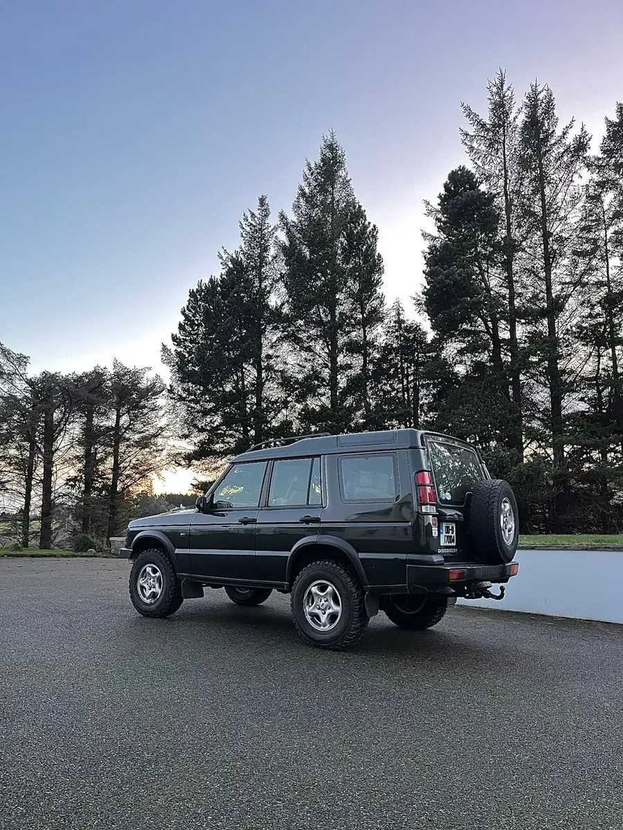 Land Rover Discovery 2 - Image 2