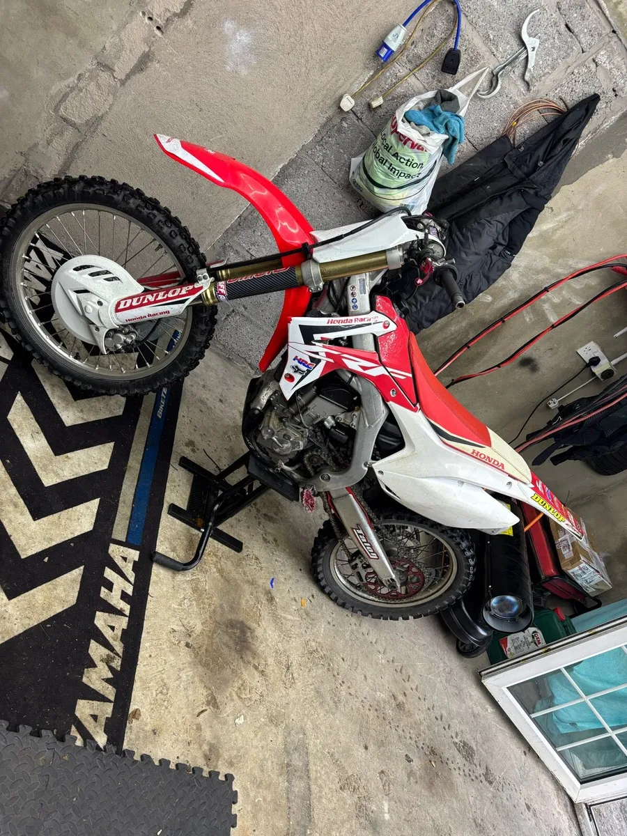 2016 Honda crf 250 - Image 1
