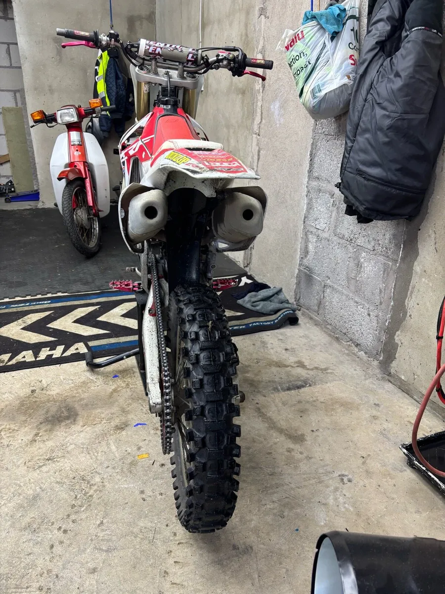 2016 Honda crf 250 - Image 2