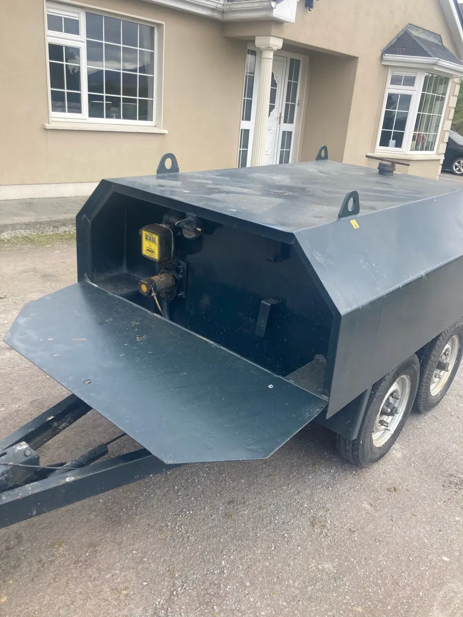 Chieftan Diesel Bowser - Image 4