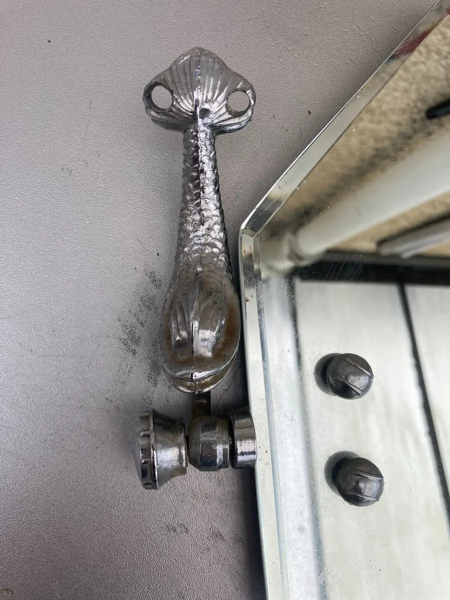 Vintage Mirror - Bathroom / Shaving Mirror - Image 3