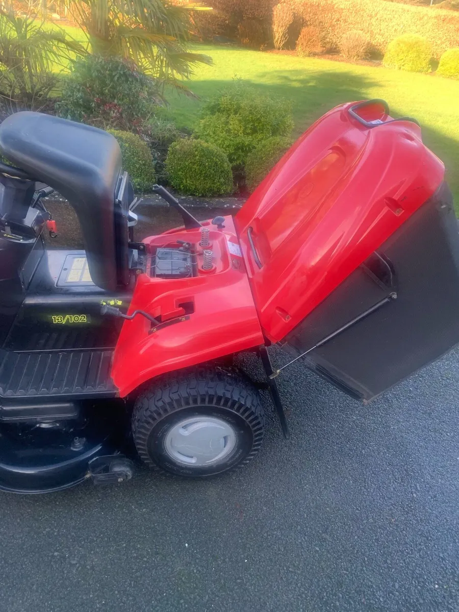 Castlegarden twin cut mower - Image 3