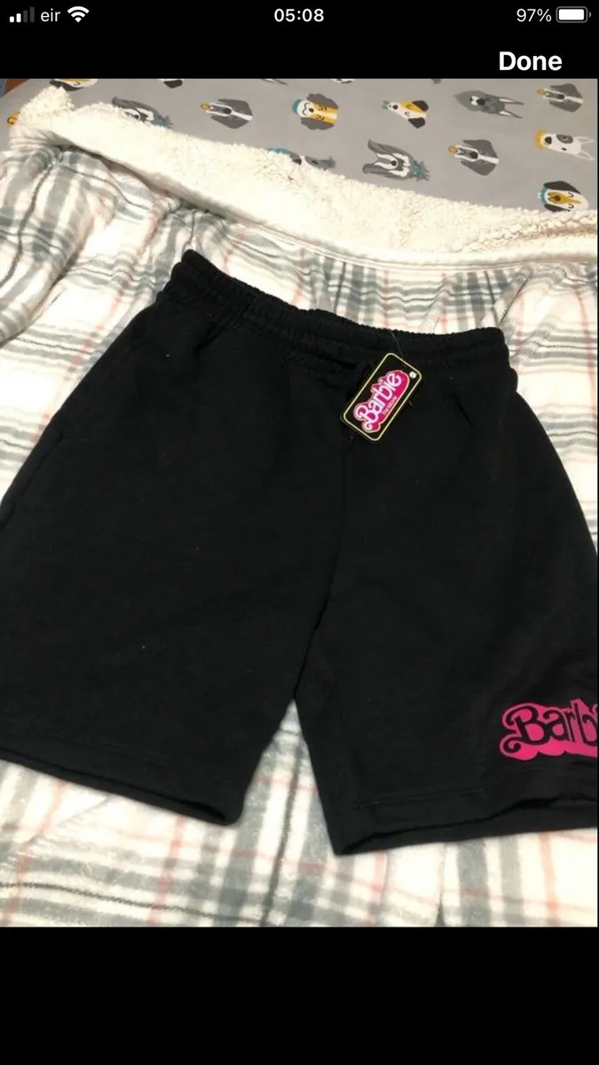 Girls BNWT shorts size XS €8 - Image 1