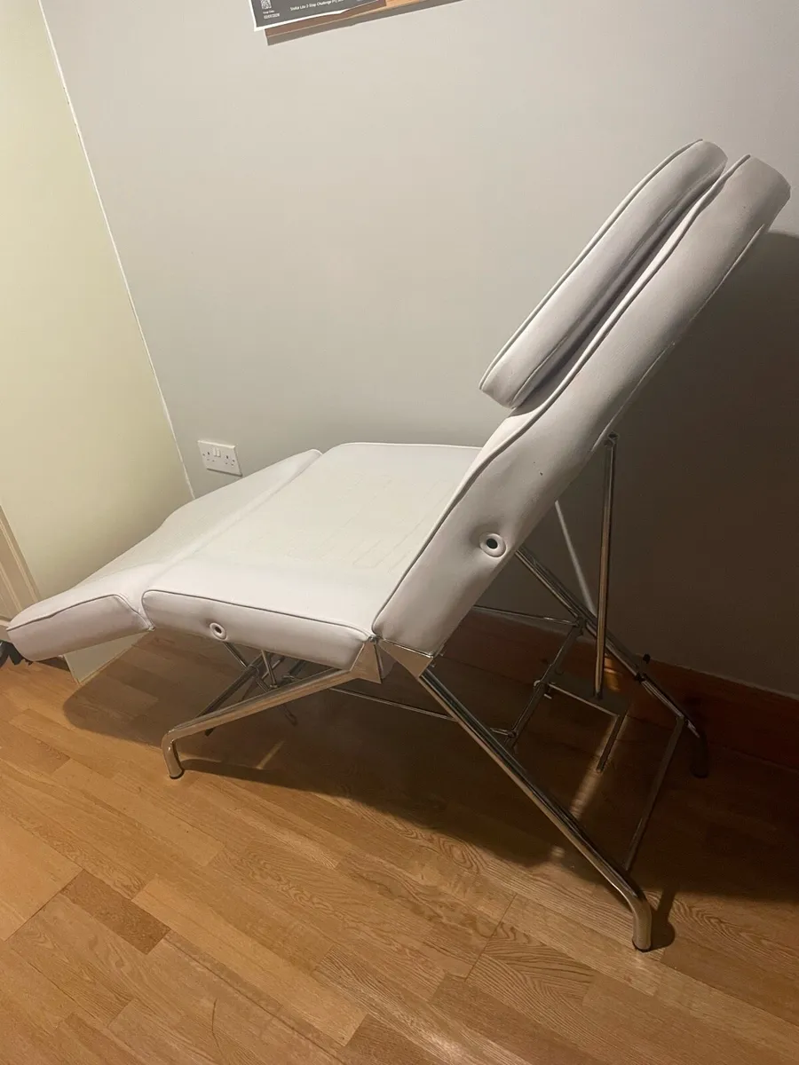 Beauty bed / message bed - Image 3