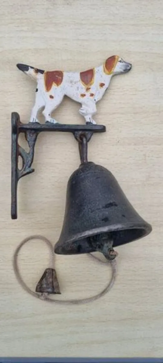 Vintage door bell with a dog figurine - Image 4