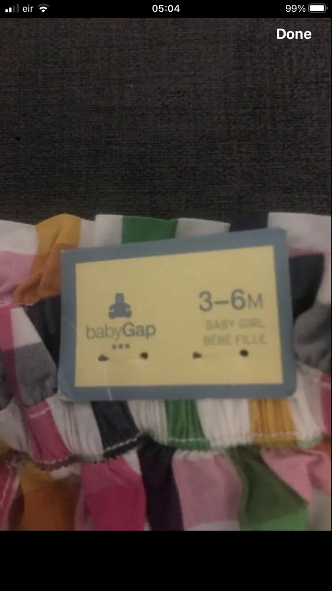Girls BNWT gap shorts 3/6 mths €5 - Image 3