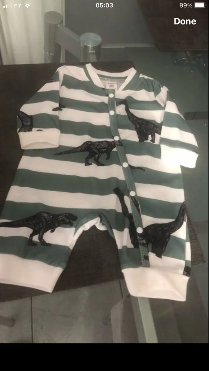 Boys new all in one suit 0/2 mths €3 - Image 1