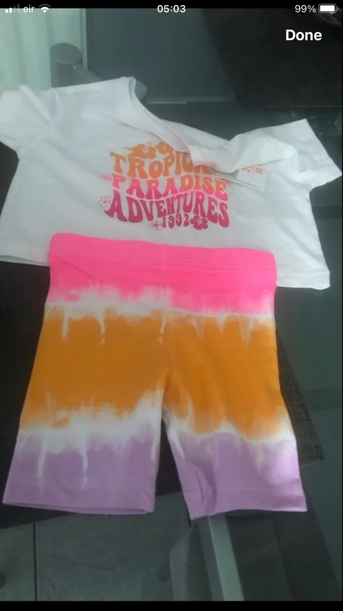 Girls BNWT two piece suit 2/3 €5 - Image 1