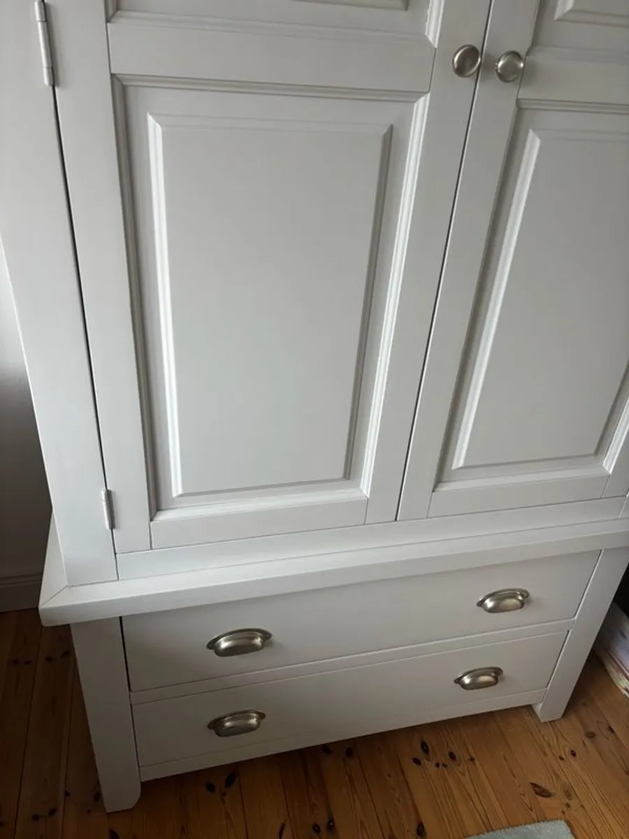 bedroom furniture 3 piece set - Image 3