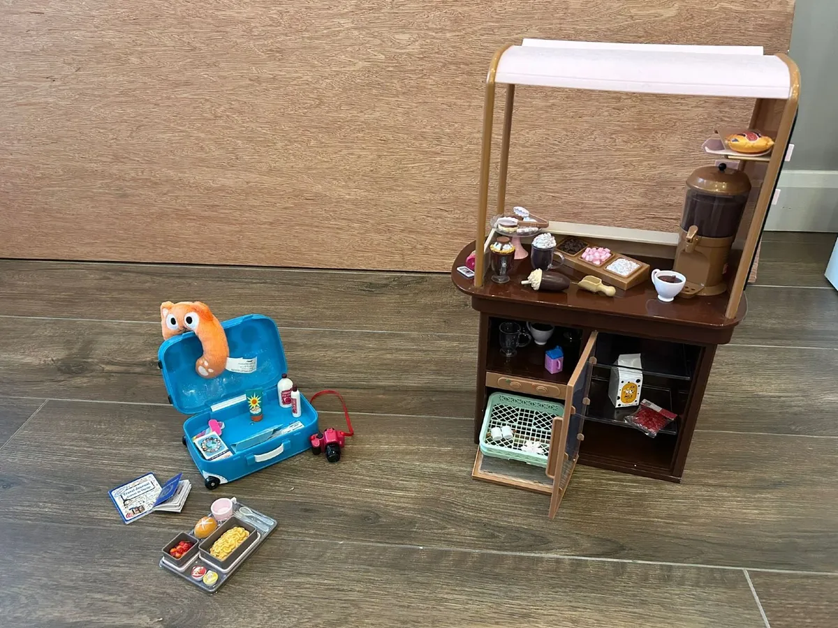OG Hot Chocolate stand PLUS travel suitcase - Image 1