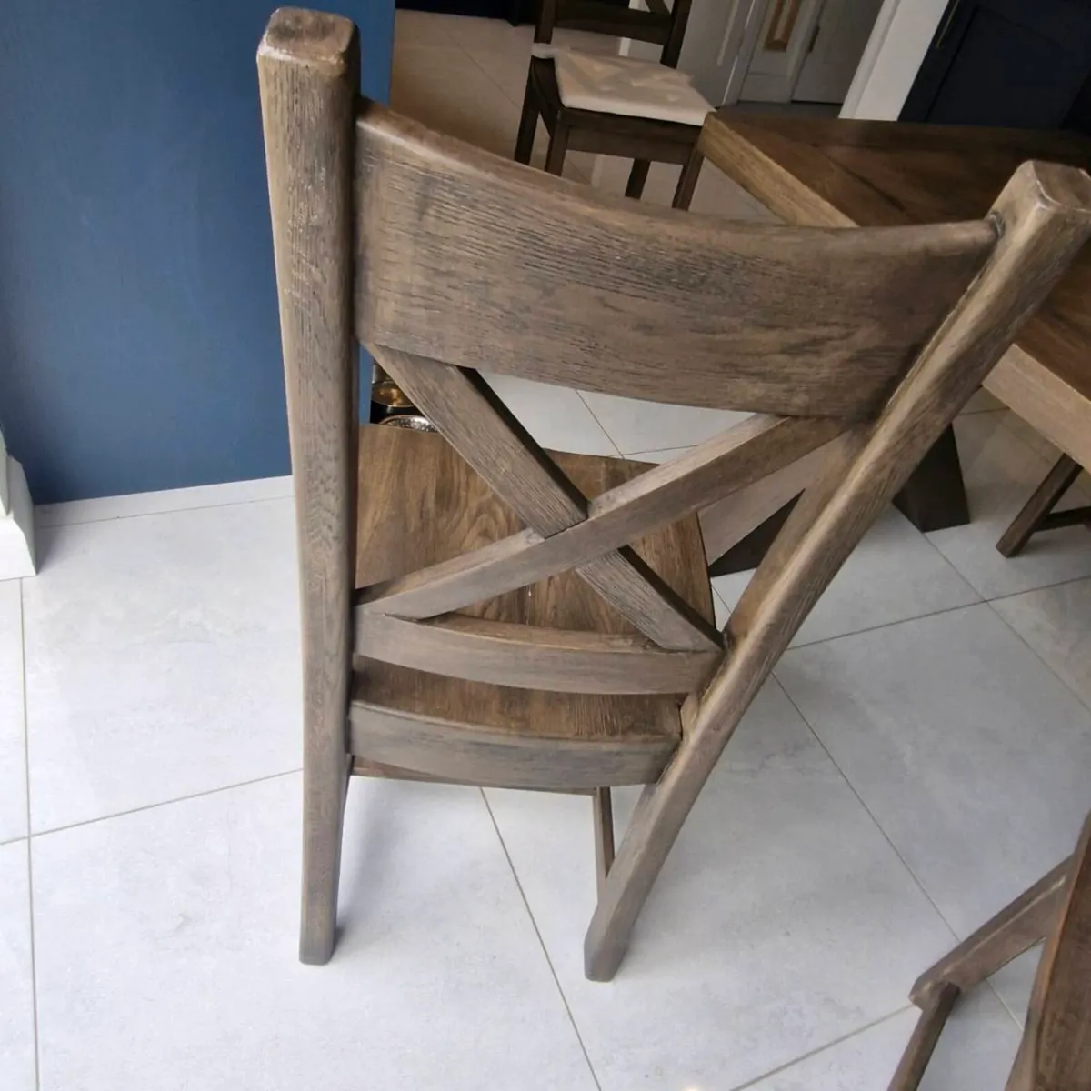 Dining Table & 6 Chairs – Excellent Condition - Image 3