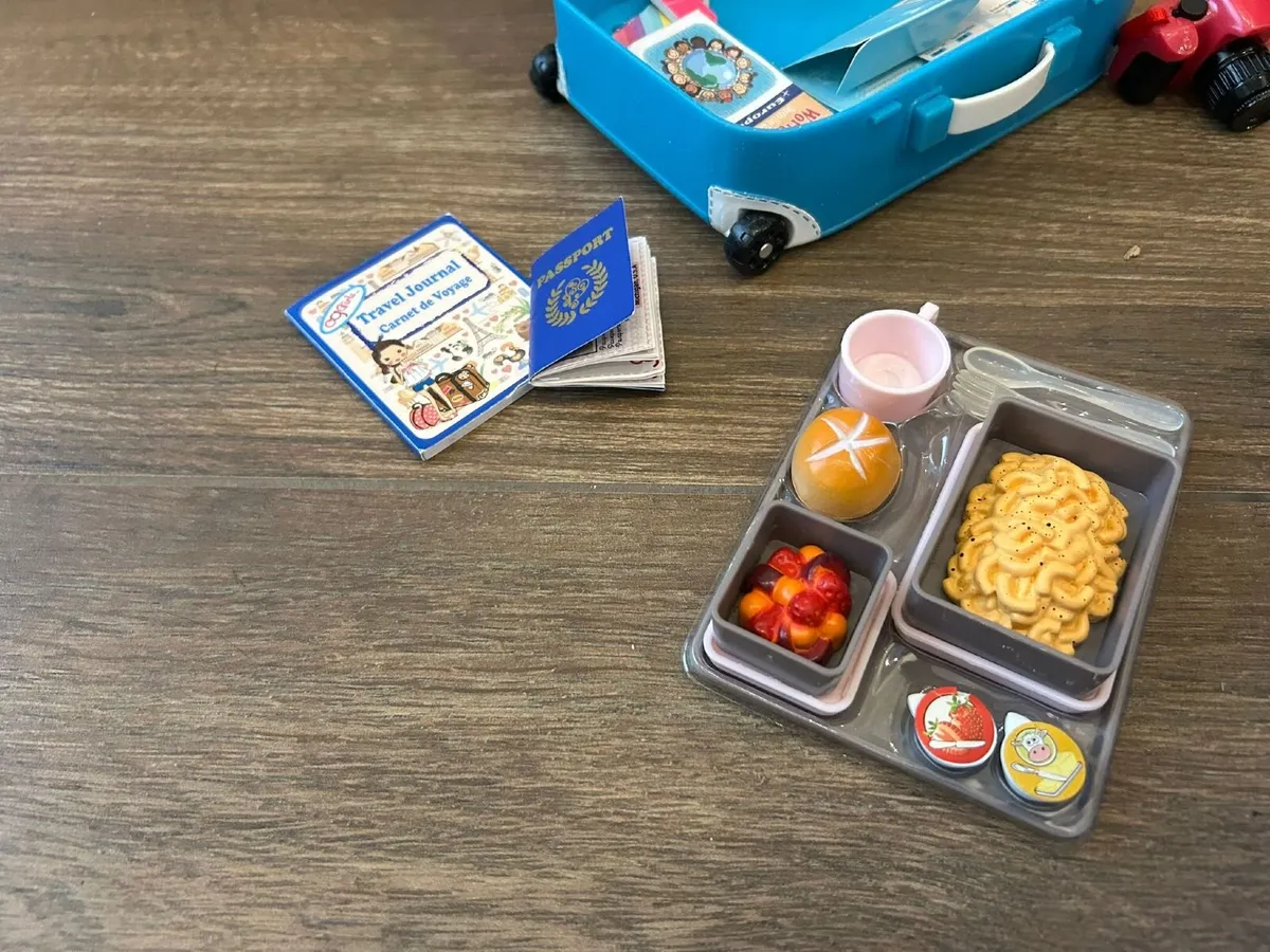 OG Hot Chocolate stand PLUS travel suitcase - Image 3