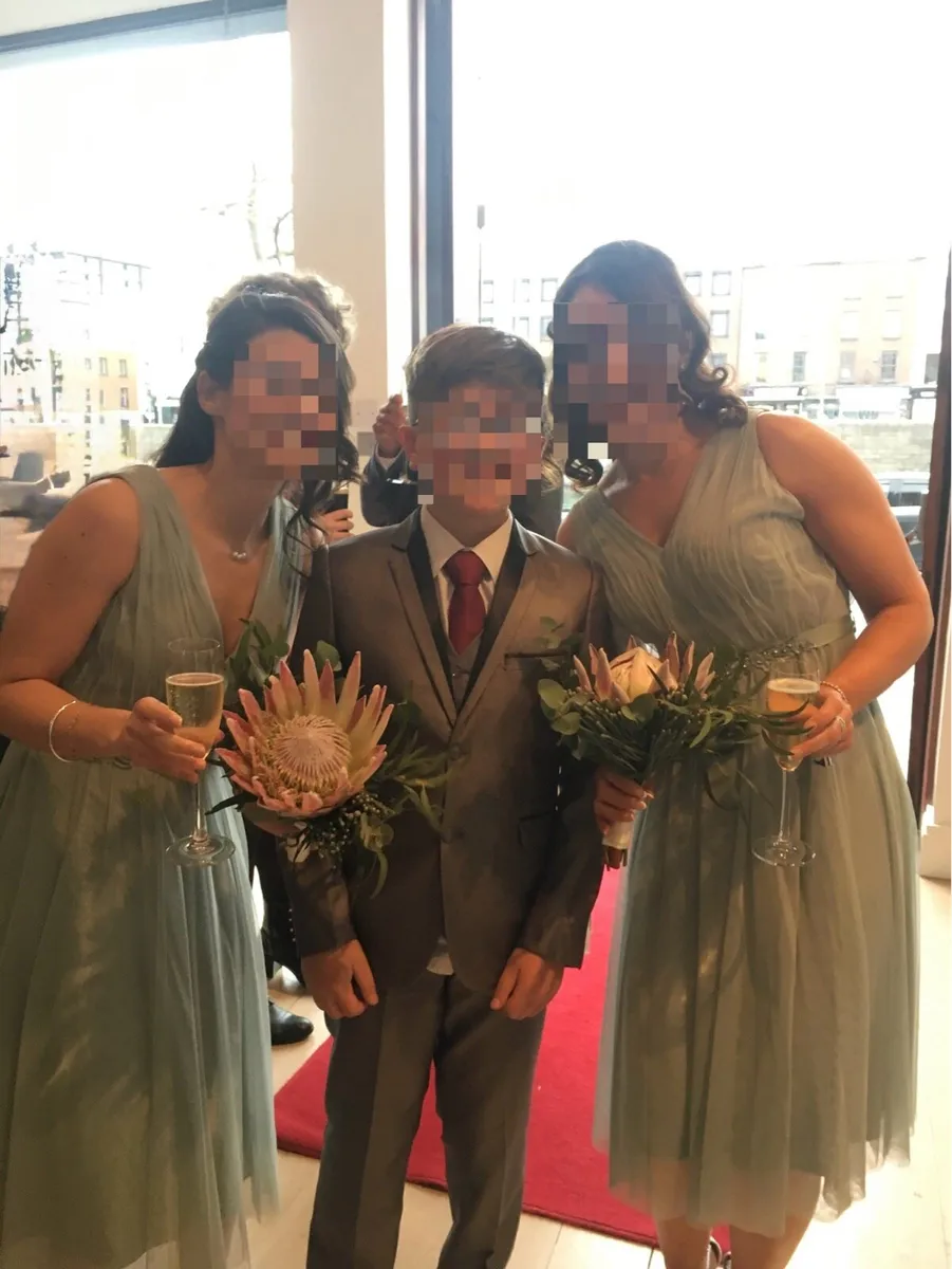 Boys communion/occasion suit - Like New - Image 1