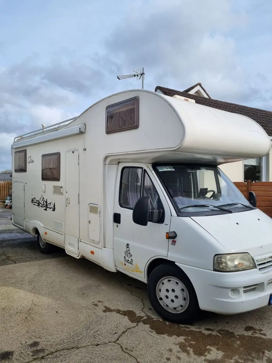 Camper van - Image 3