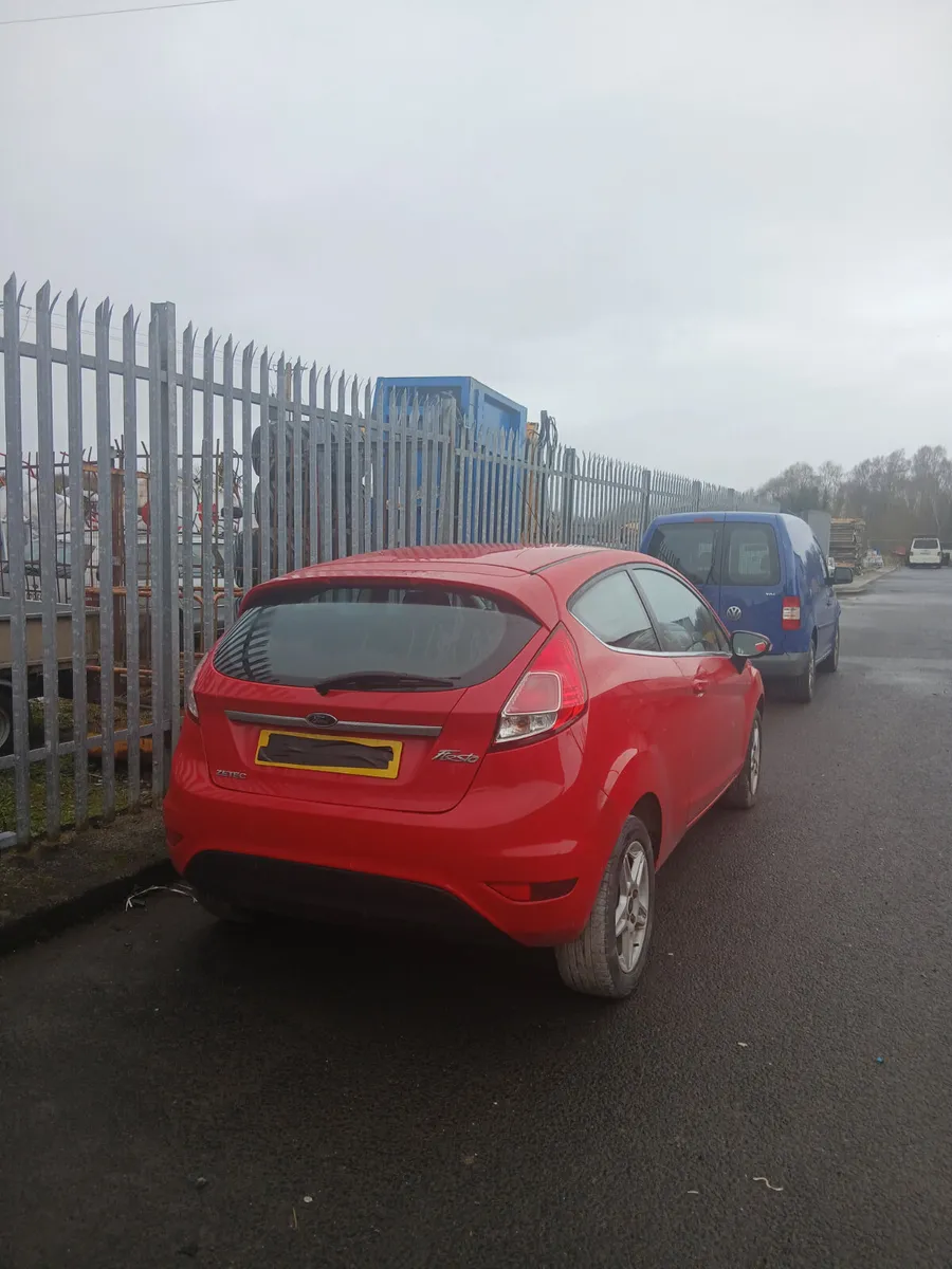 2013 Ford Fiesta 1.0 EcoBoost BREAKING - Image 3