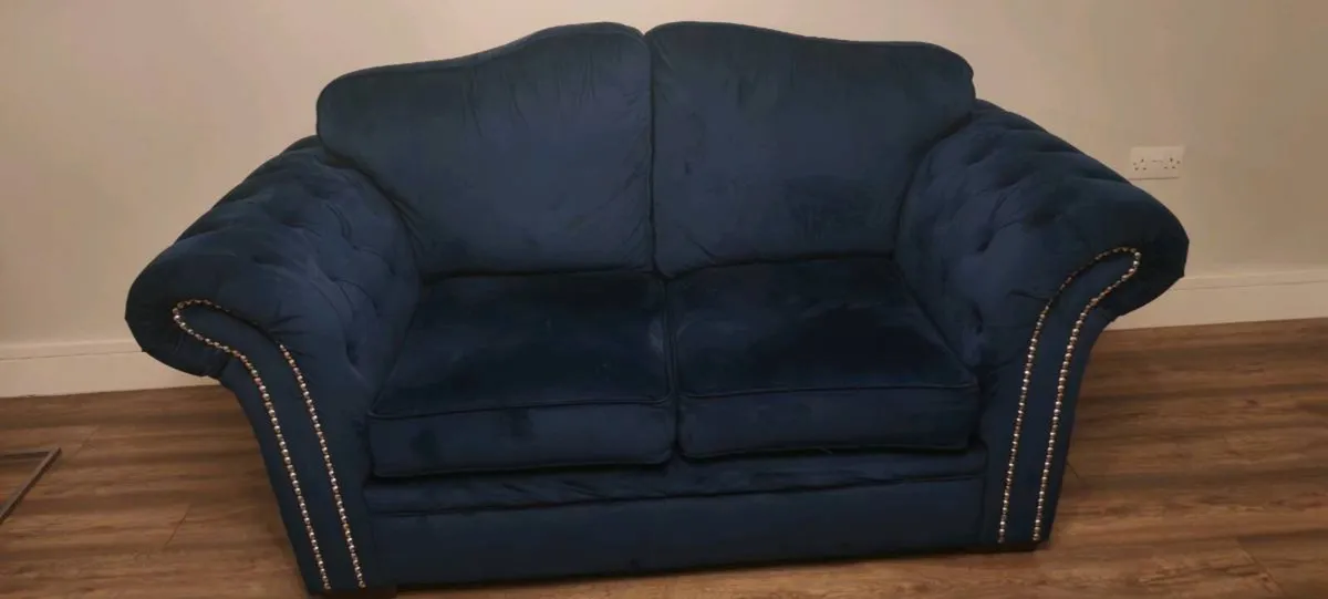 Ashford couch - Image 1