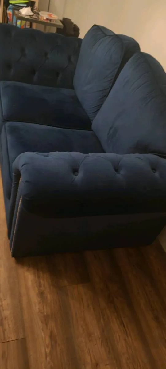 Ashford couch - Image 2