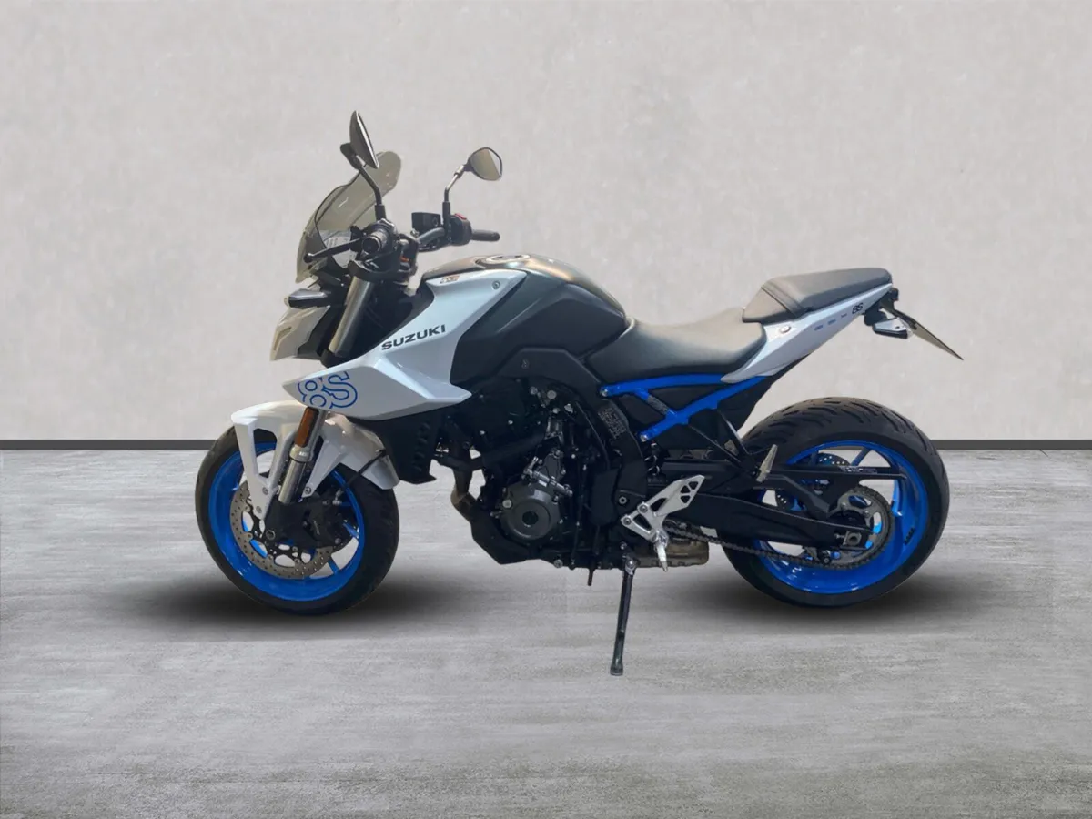 Suzuki GSX 8S with Extras, NI Registered - Image 2