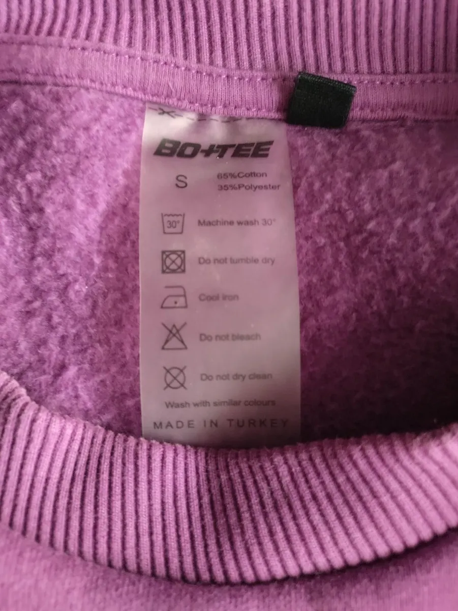 Bo+Tee sweatshirt Small - Image 2