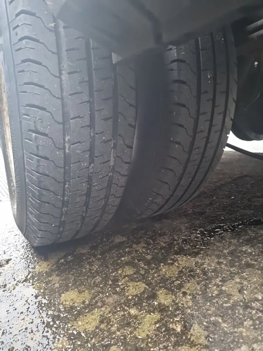 Iveco Daily 3.5T LWB Fridge Van – Tested & Taxed - Image 3