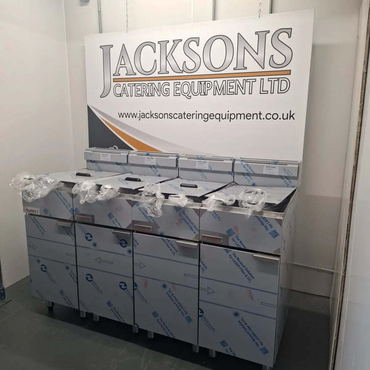 FastFri FF18 Single Tank Gas Fryer NAT/LPG - Image 1