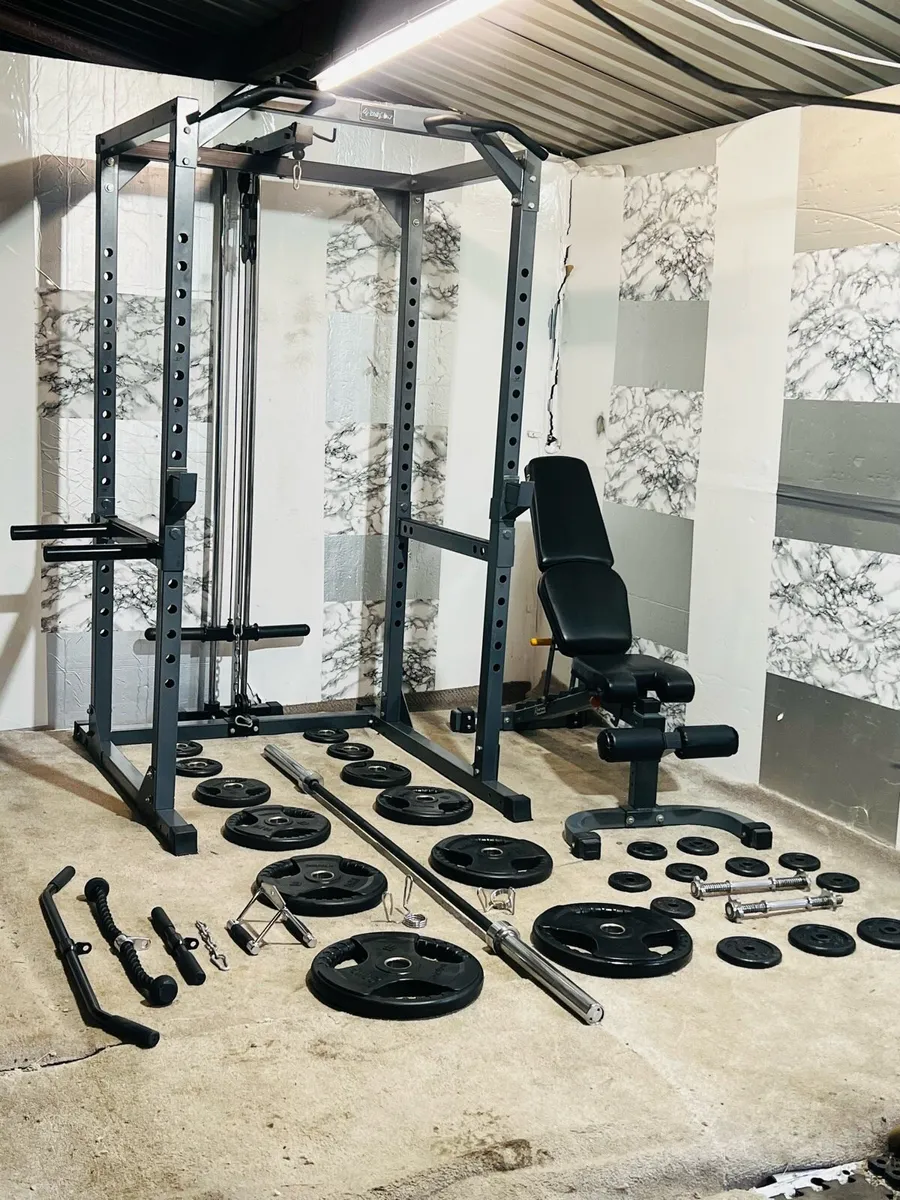 HOME GYM EQUIPMENT - Image 1