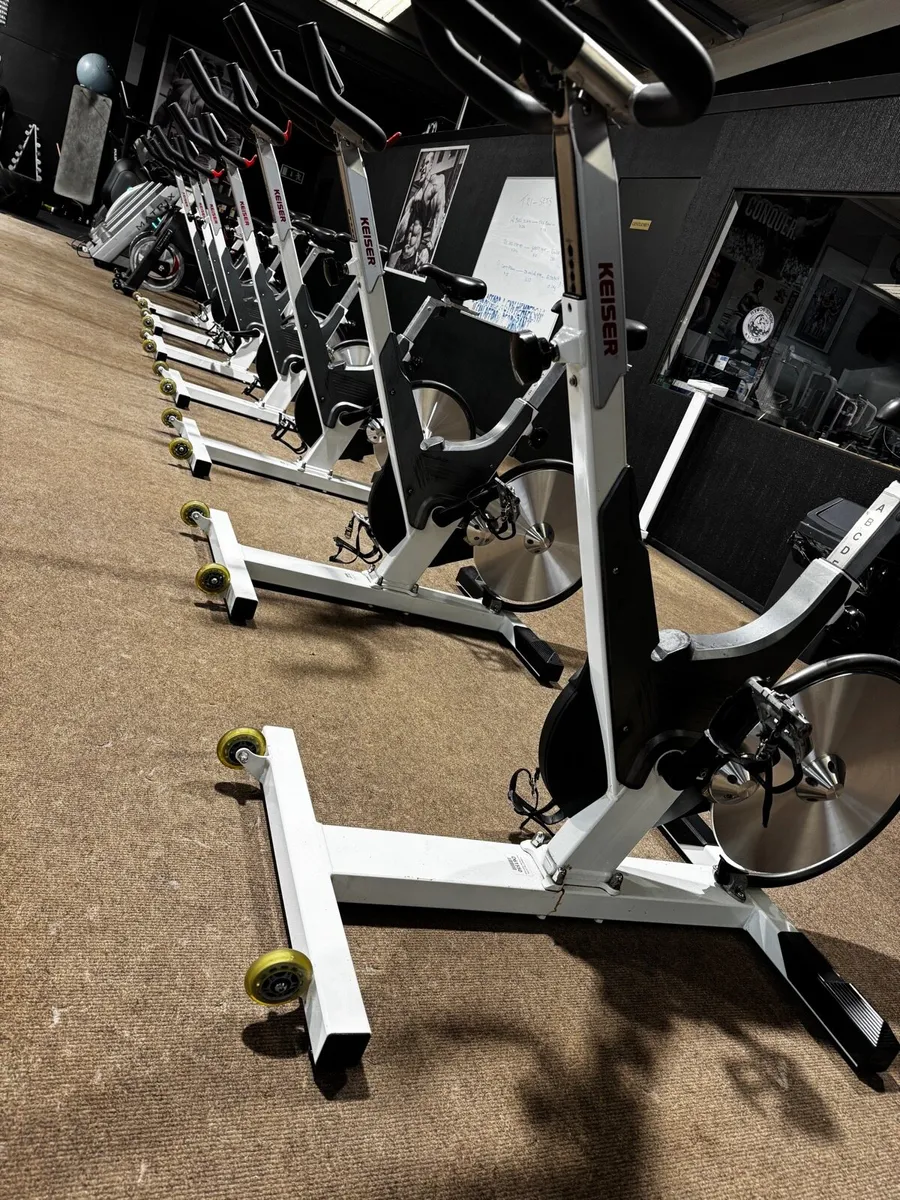 Spinning bikes - Image 2