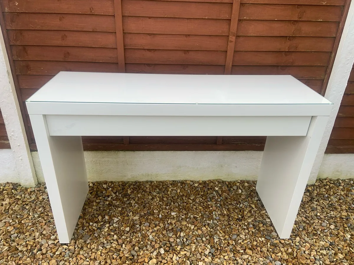 Dressing Table - Image 3