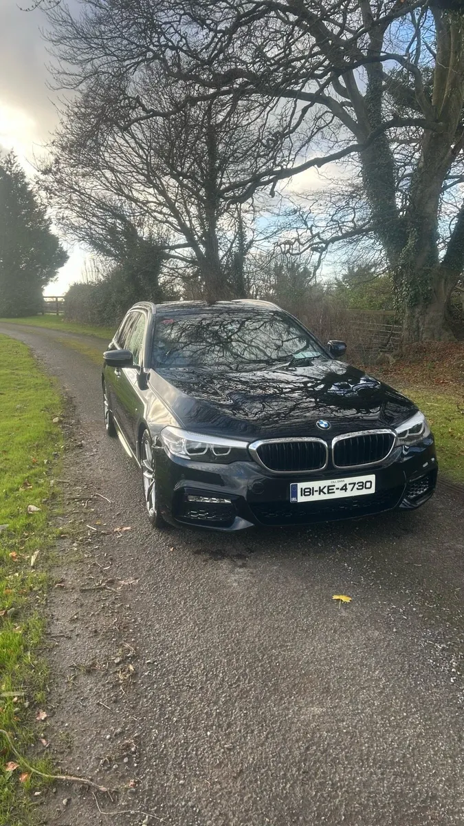 BMW 5 Series Touring - Image 1