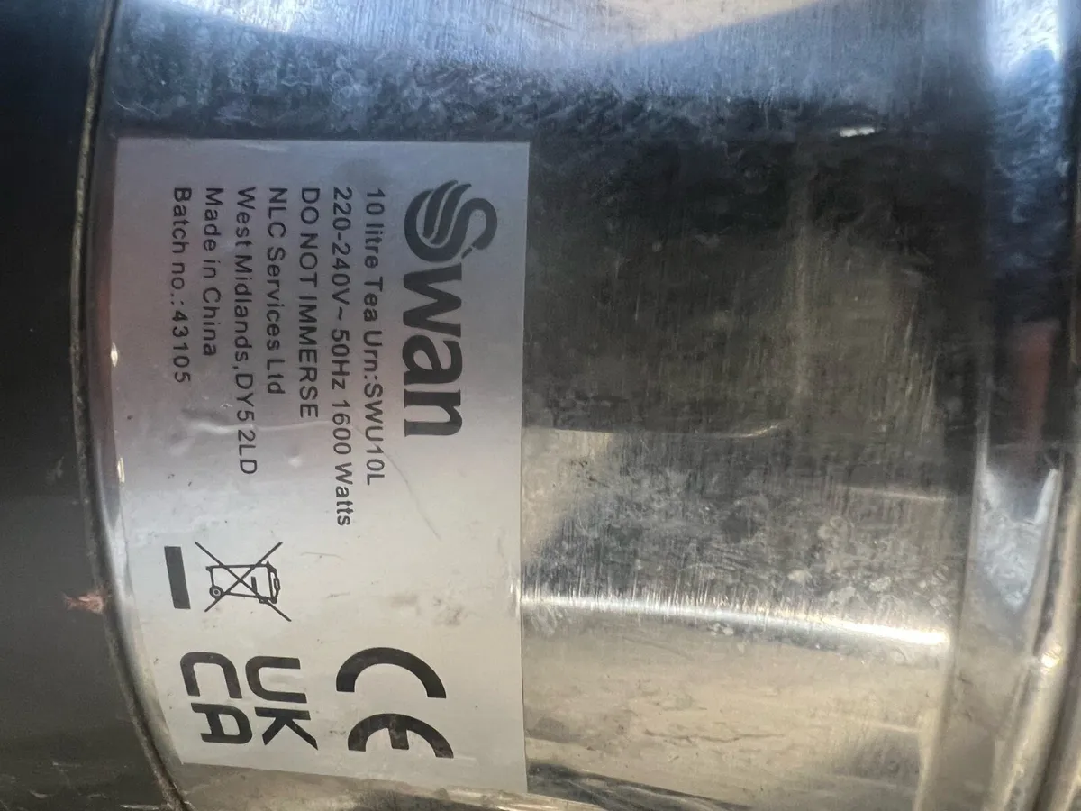 Swan water boiler/tea urn - Image 2