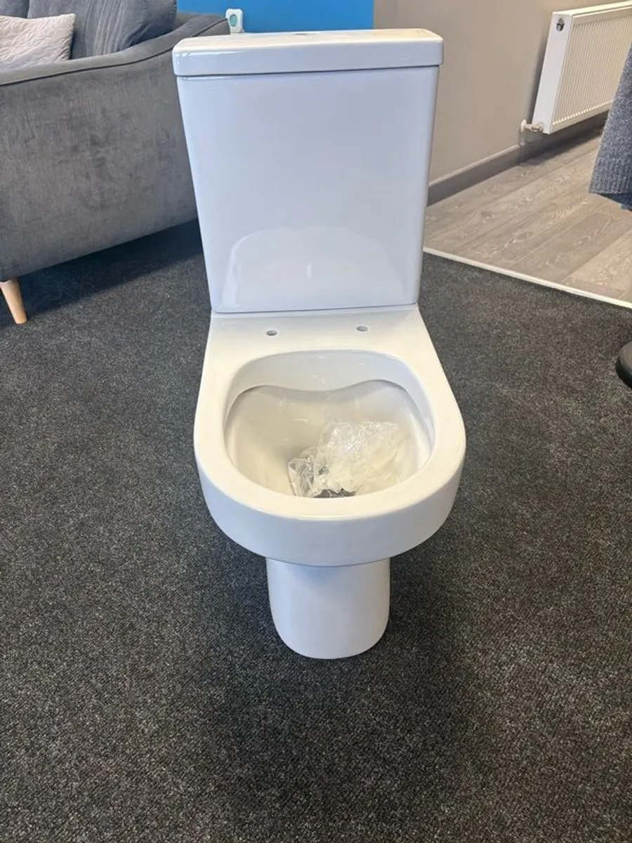 Round Toilet Fully BTW include Soft Close Seat & Cover - Image 1