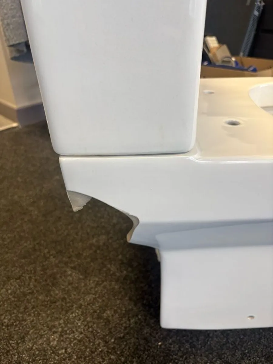 Round Toilet Fully BTW include Soft Close Seat & Cover - Image 3