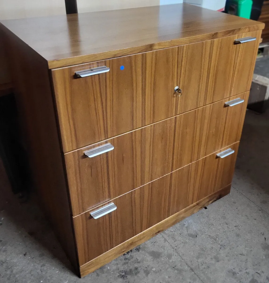 Wooden side filing unit - Image 1