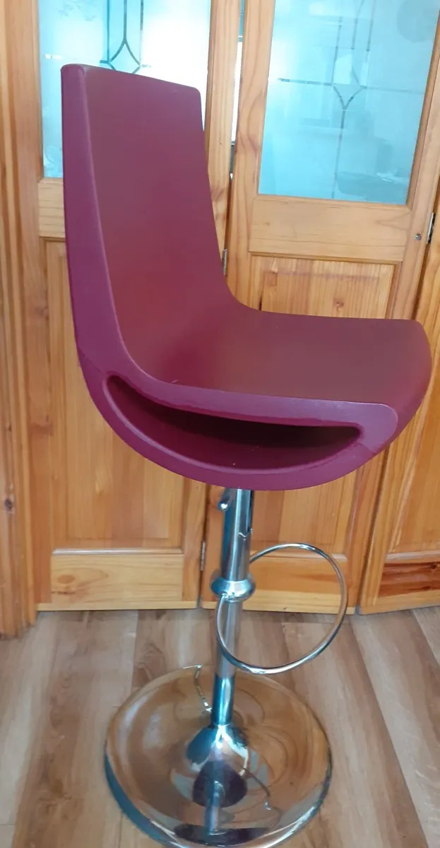Designer bar stools - Image 3