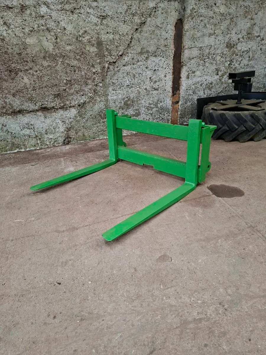 Pinnacle Fabrication Pallet Forks - Image 2