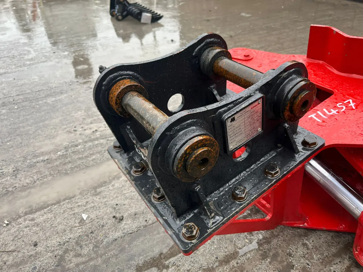 Komak Hydraulic Tree Shear – 45mm Pins - Image 3