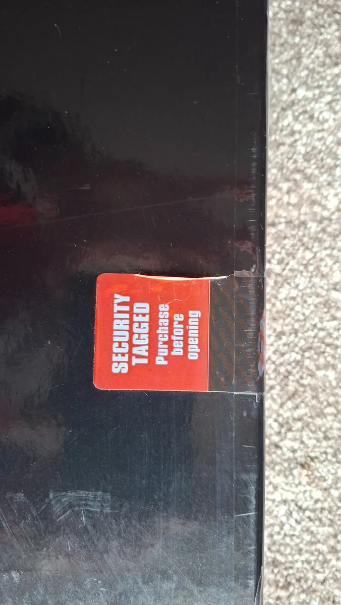 Unopened 32 Piece Cutlery Set - Image 3