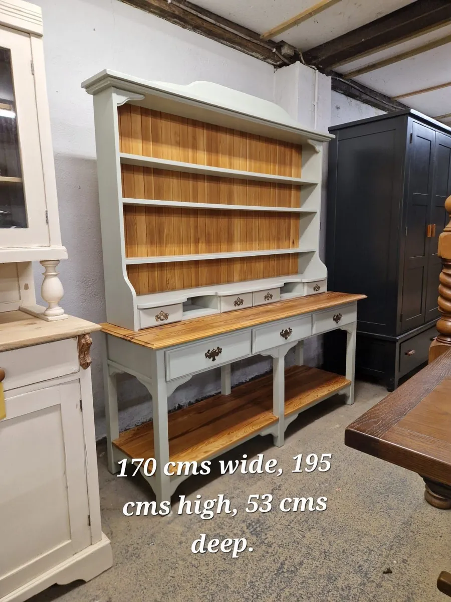 Large vintage pine kitchen dresser - Image 3