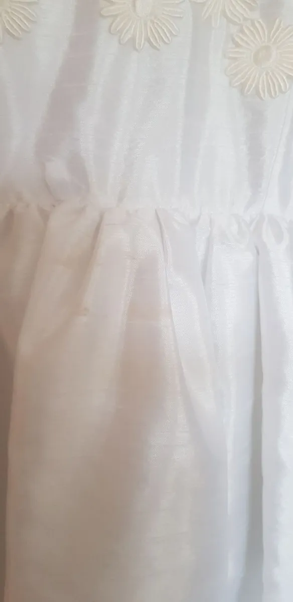 Communion dress - Image 3