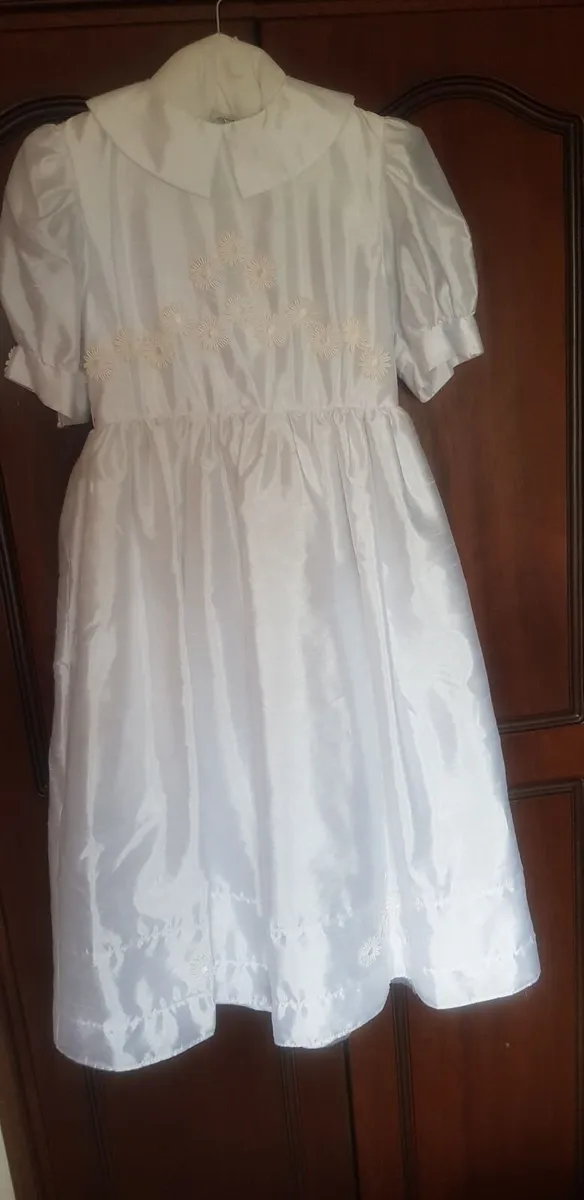 Communion dress - Image 1