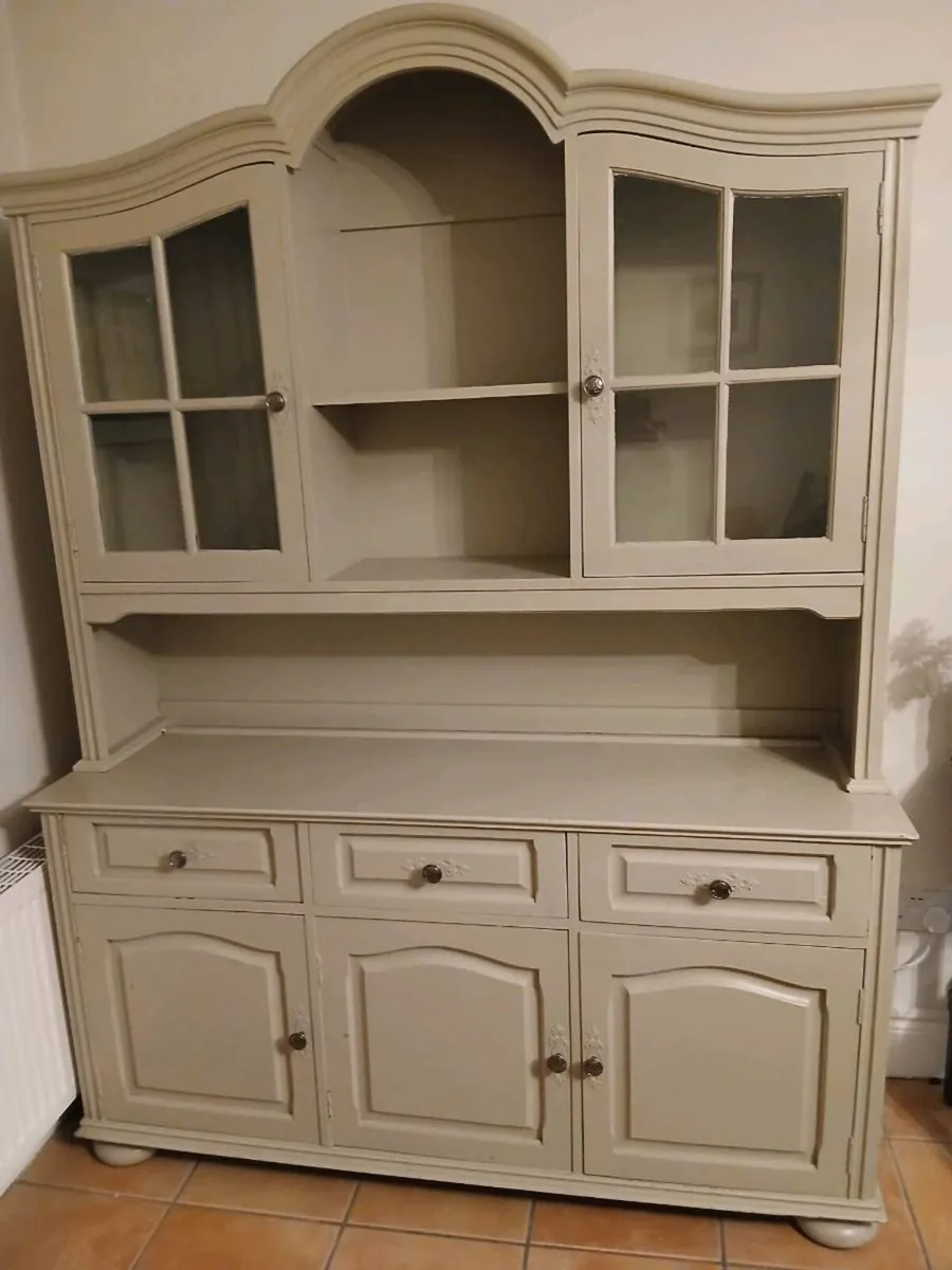 Kitchen dresser unit - Image 1