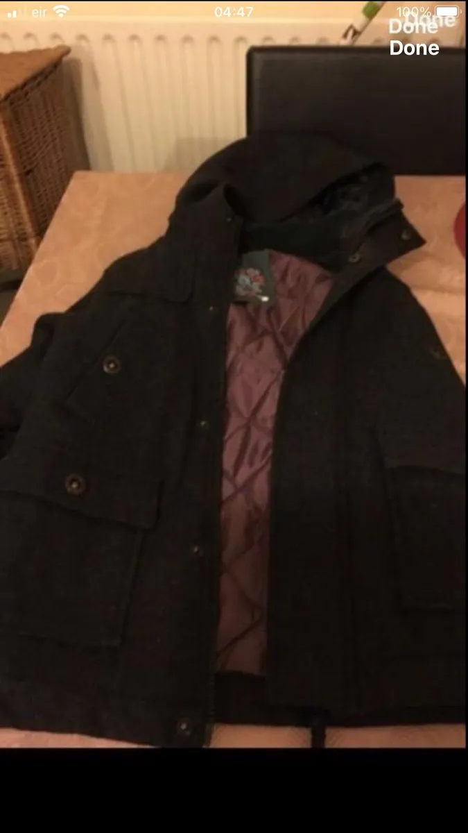 Boys next coat age 4 €8 - Image 3