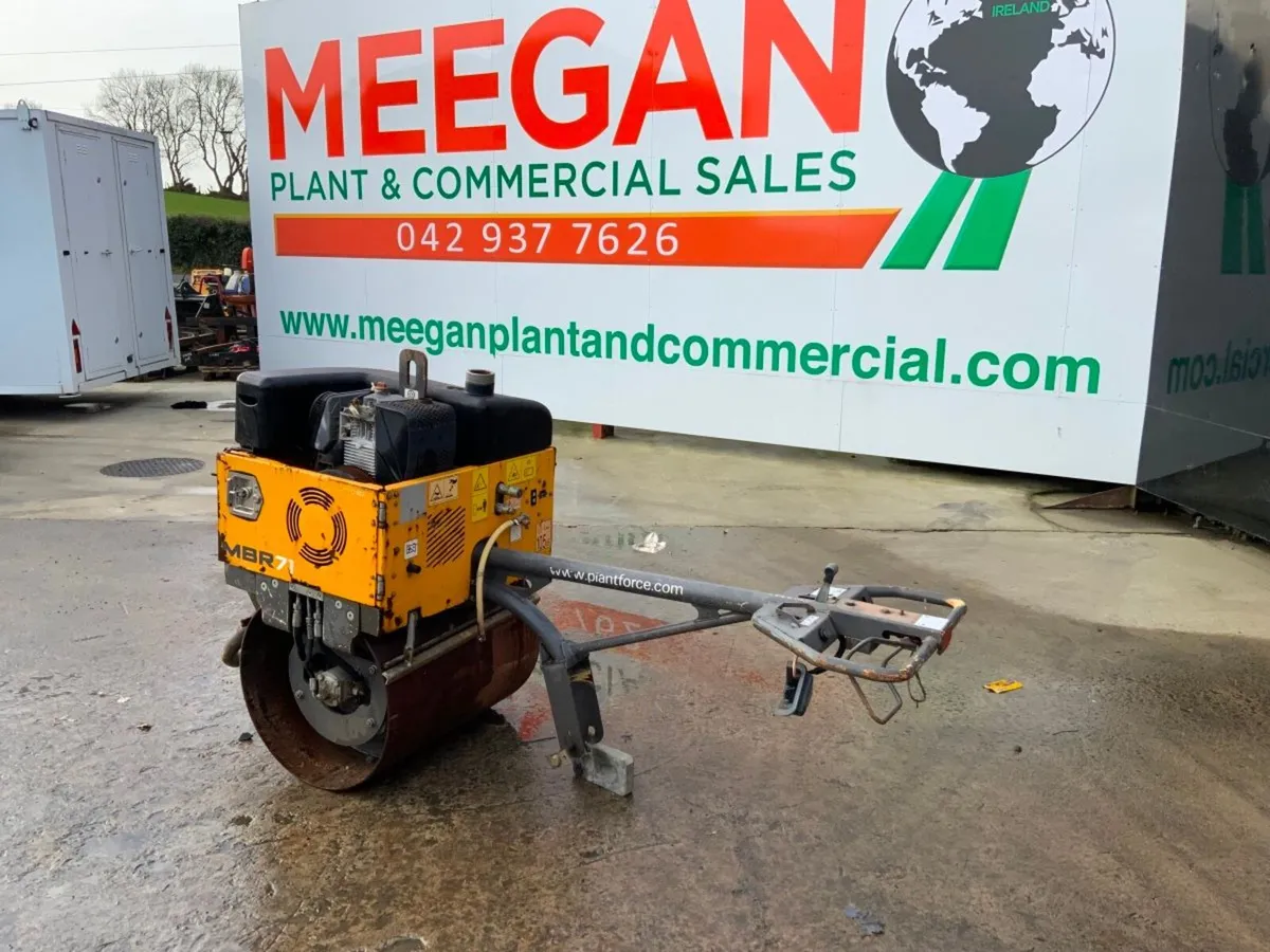 MECALAC MBR71 ROLLERS.REPAIRS. - Image 1