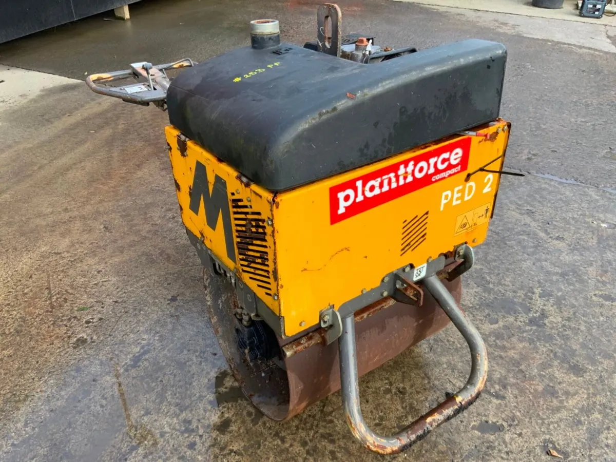 MECALAC MBR71 ROLLERS.REPAIRS. - Image 3