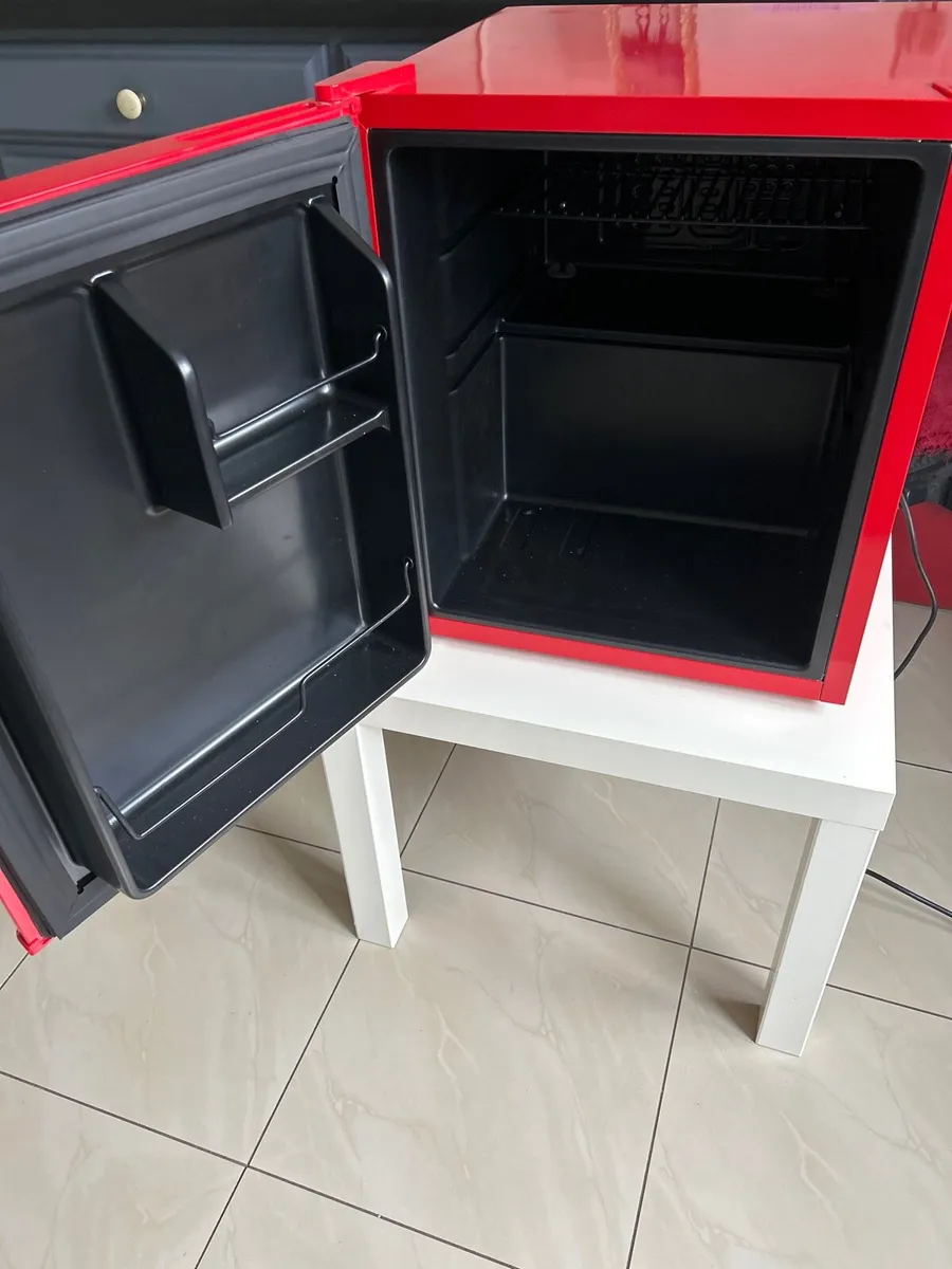 Coca Cola fridge - Image 2