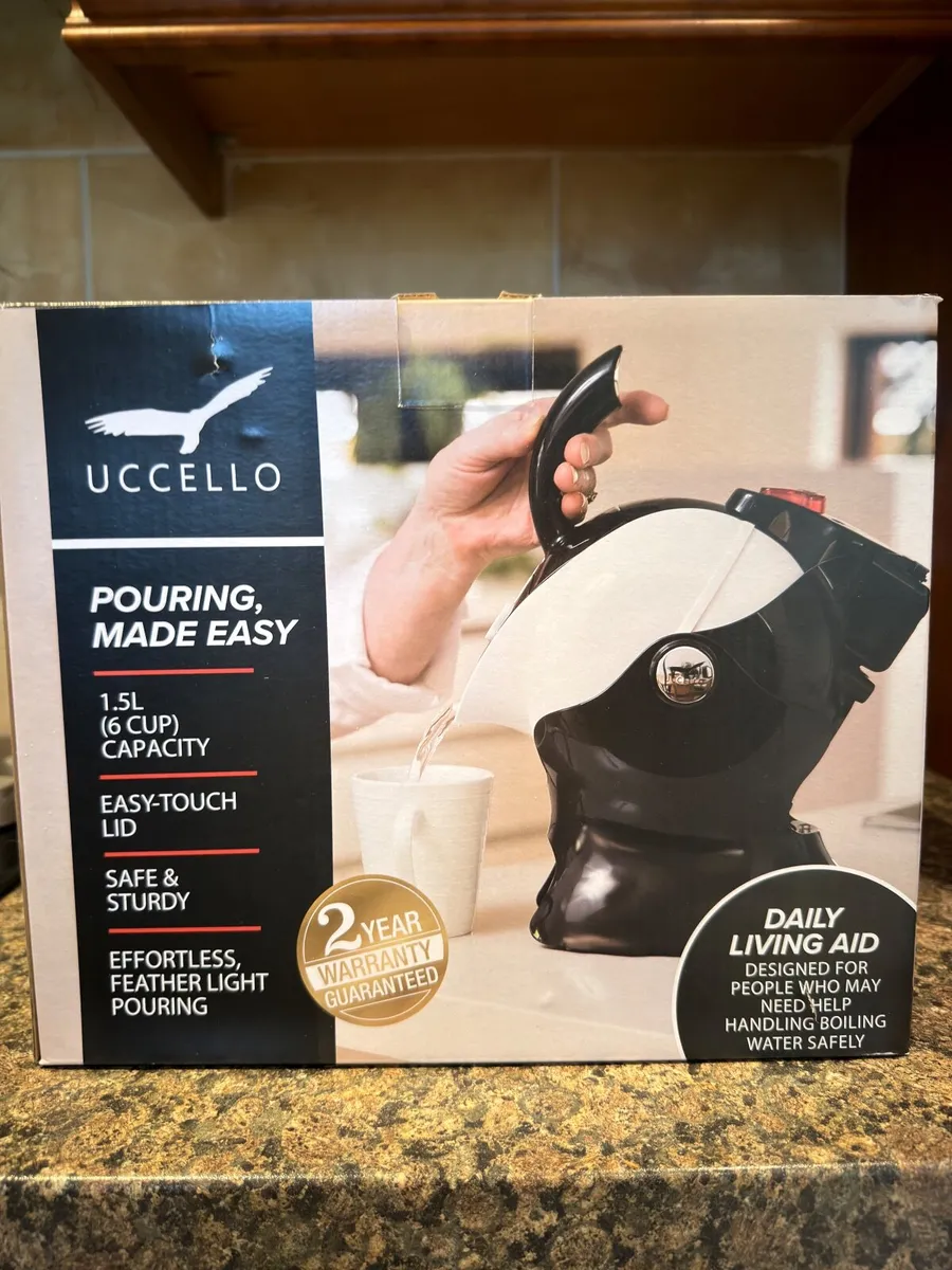 Uccello Tea Kettle - Image 1
