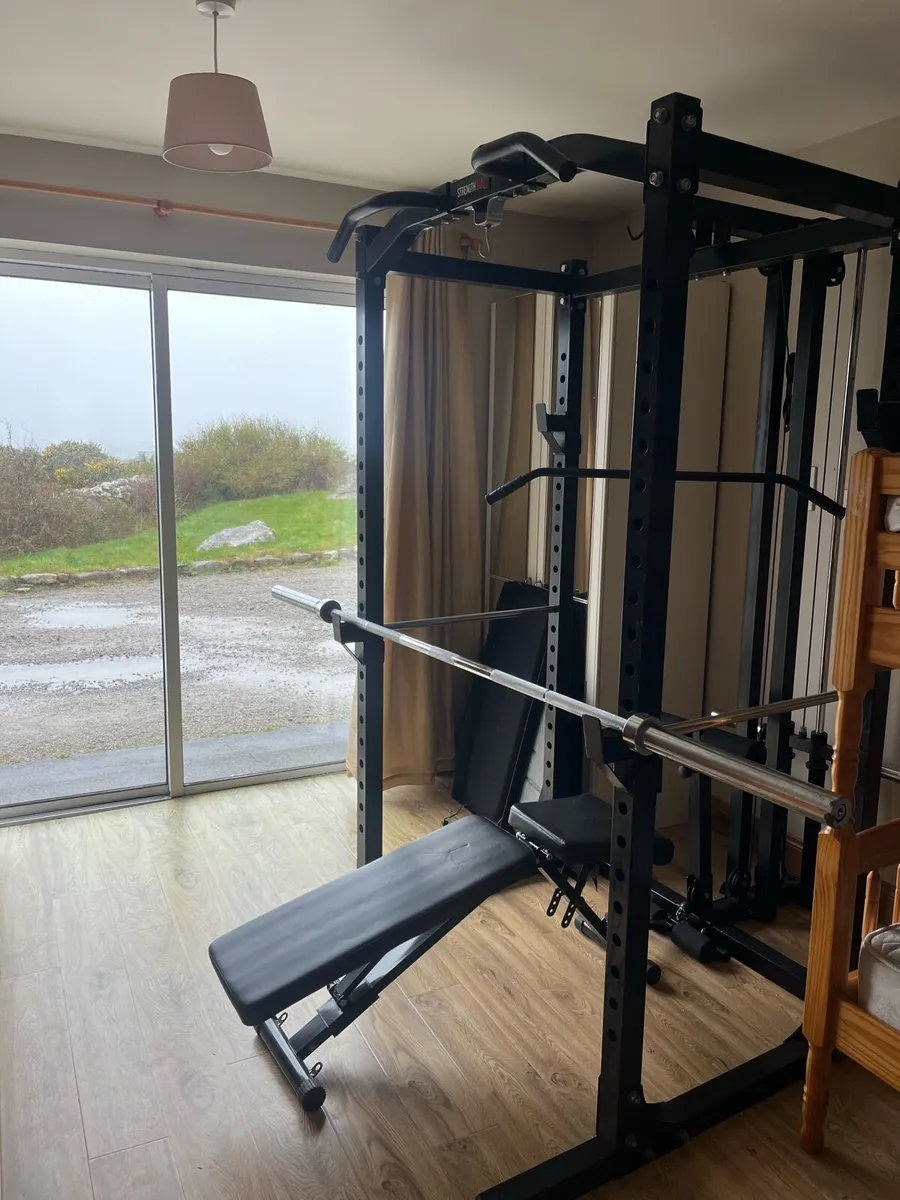 Semi Commercial Squat rack - Image 1